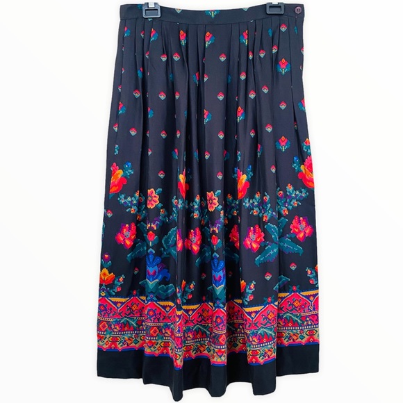 Susan Bristol Dresses & Skirts - $8 FINAL CLEARANCE!! PLUS Susan Bristol Vintage Black Pleated Floral Midi Skirt
